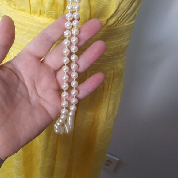 long faux pearls fun playful lots of different ways of wearing them - Picture 7 of 16